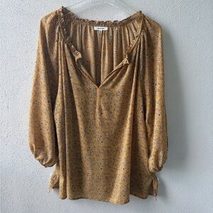 Floral Patterned Women's Top